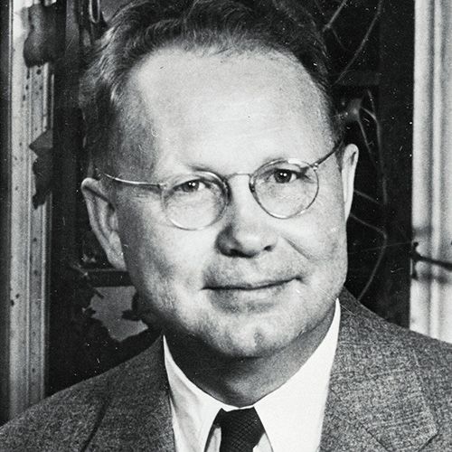 Grand wood painting artist